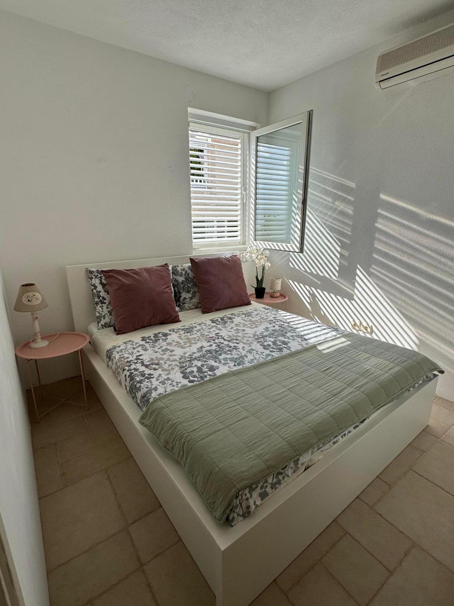 Apartman Vera Брела Екстериор снимка